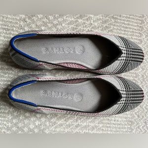 Rothy’s retired glen plaid grey flats, size 8